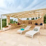 Trullo Degli Anelli In Masseria Lägenhet *