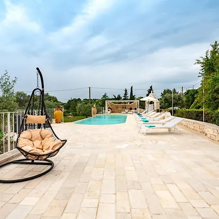 Trullo Degli Anelli In Masseria Cisternino