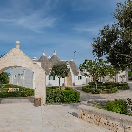 Trullo Degli Anelli In Masseria Apartment Cisternino