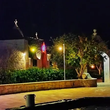 Trullo Degli Anelli In Masseria Apartment *