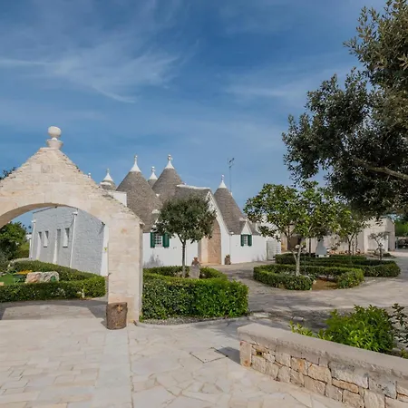Trullo Degli Anelli In Masseria Apartament